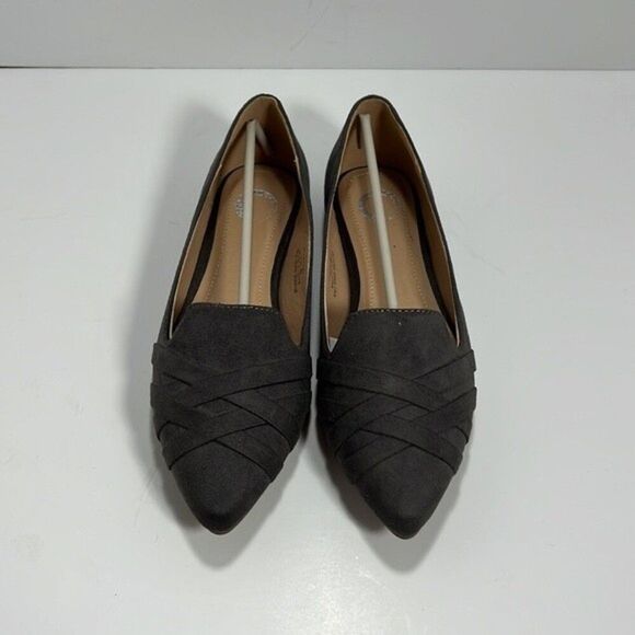 Journee Collection Mindee Grey Flat Loafers size 6 - Picture 2 of 5